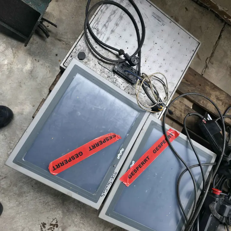 3 BDE-Terminals PENTA Panel PC VADR Plus 19