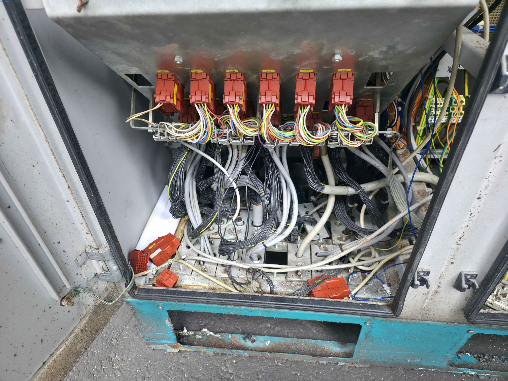Maschinen und Anlagen für den Leichtmetall-Druckguss (powertrain & structural parts)-7