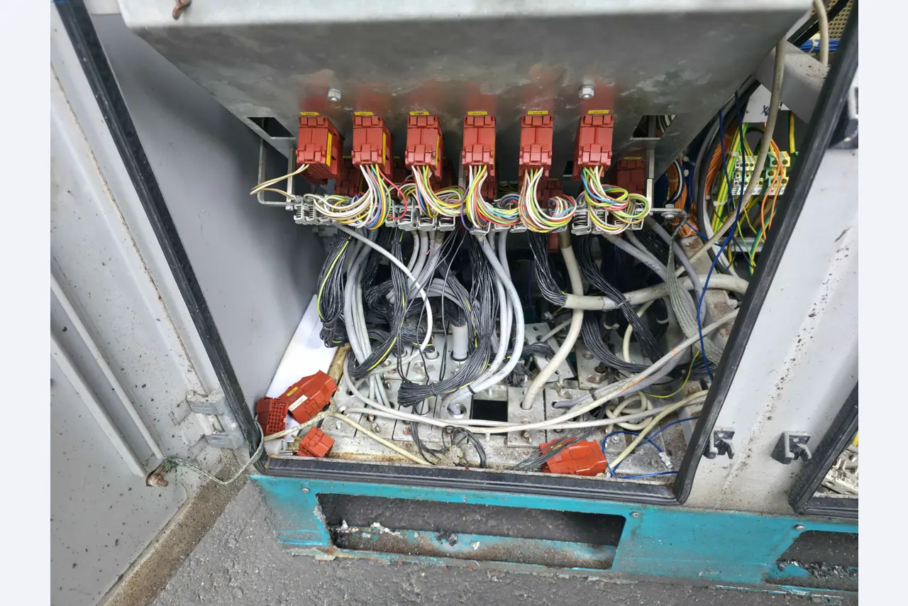 Maschinen und Anlagen für den Leichtmetall-Druckguss (powertrain & structural parts)-7