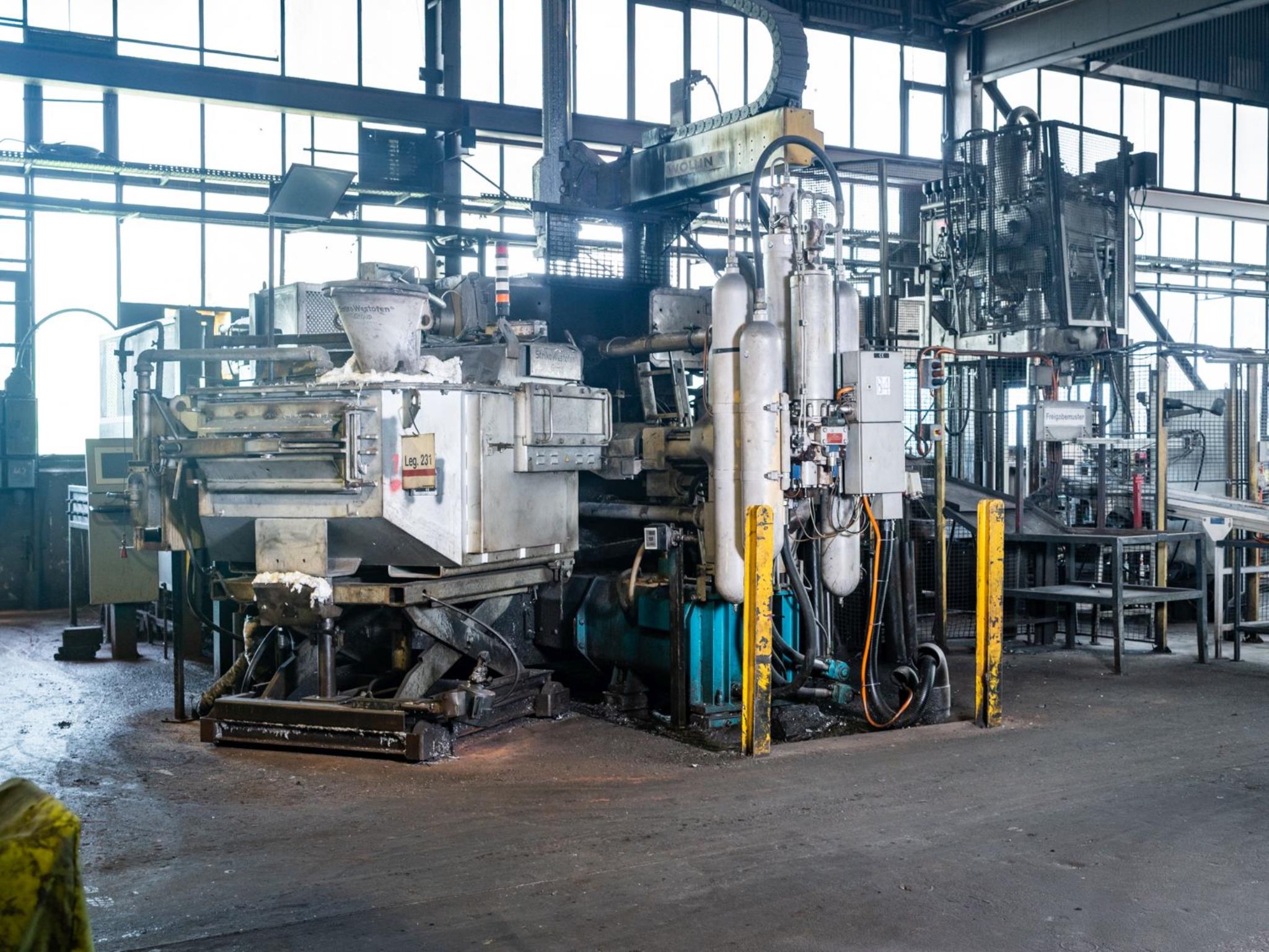 alu druckguss Lübeck - Production facilities aluminum die casting / melting store / quality assurance / mold making / peripherals-1