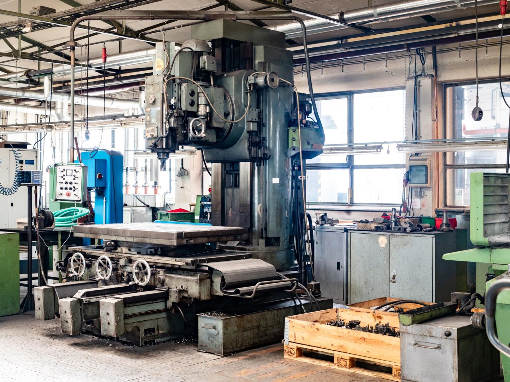 alu druckguss Lübeck - Production facilities aluminum die casting / melting store / quality assurance / mold making / peripherals-20