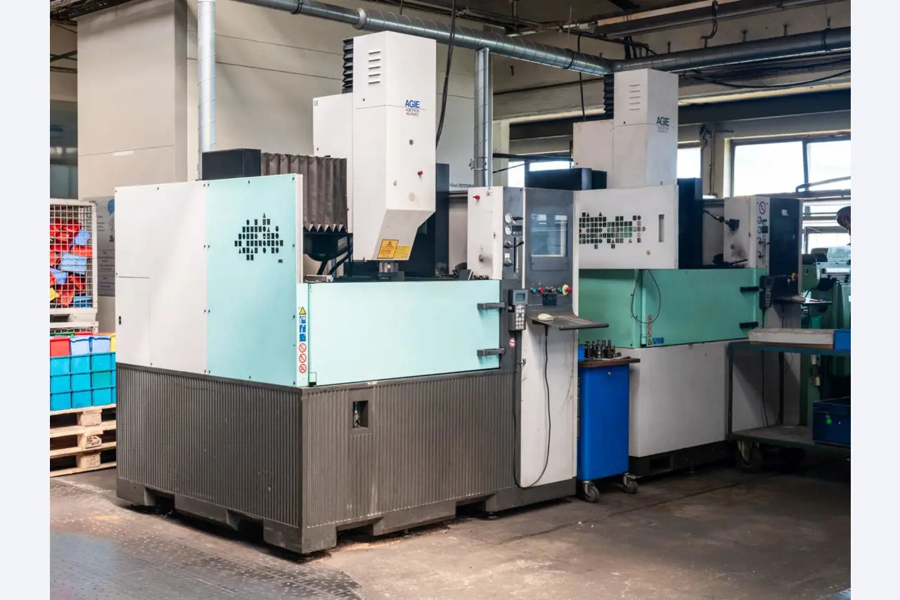 alu druckguss Lübeck - Production facilities aluminum die casting / melting store / quality assurance / mold making / peripherals-24