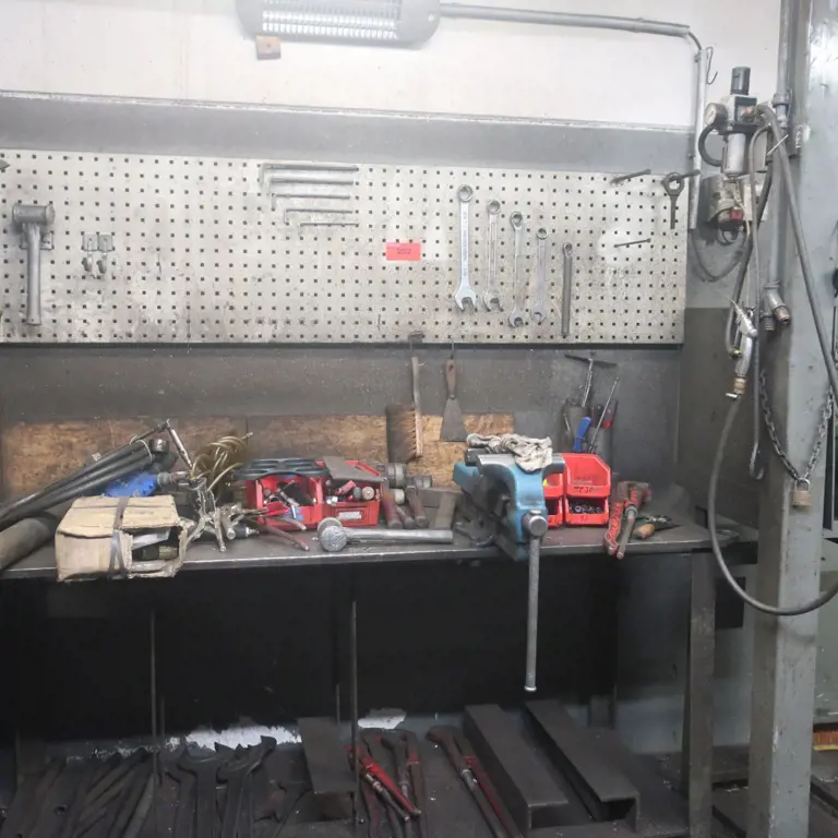 Welding table