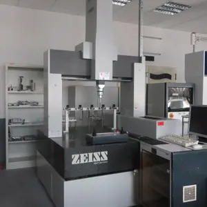 3D coordinate measuring machine Zeiss MC 850