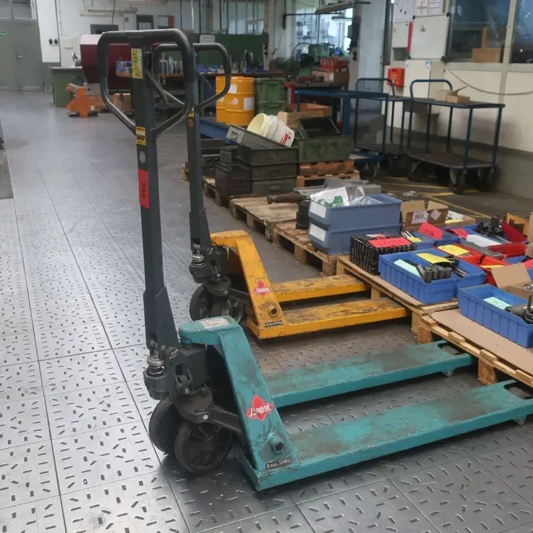 2 Pallet truck Ameise