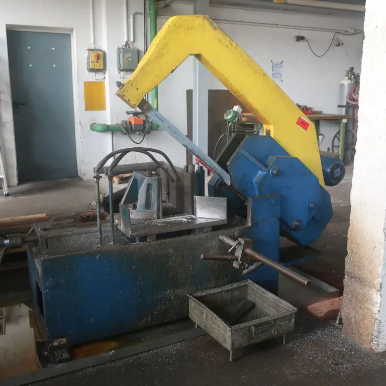 Electric hacksaw Behringer KS400HY