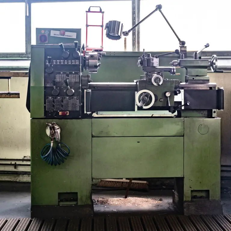 L+Z lathe Voest DA160