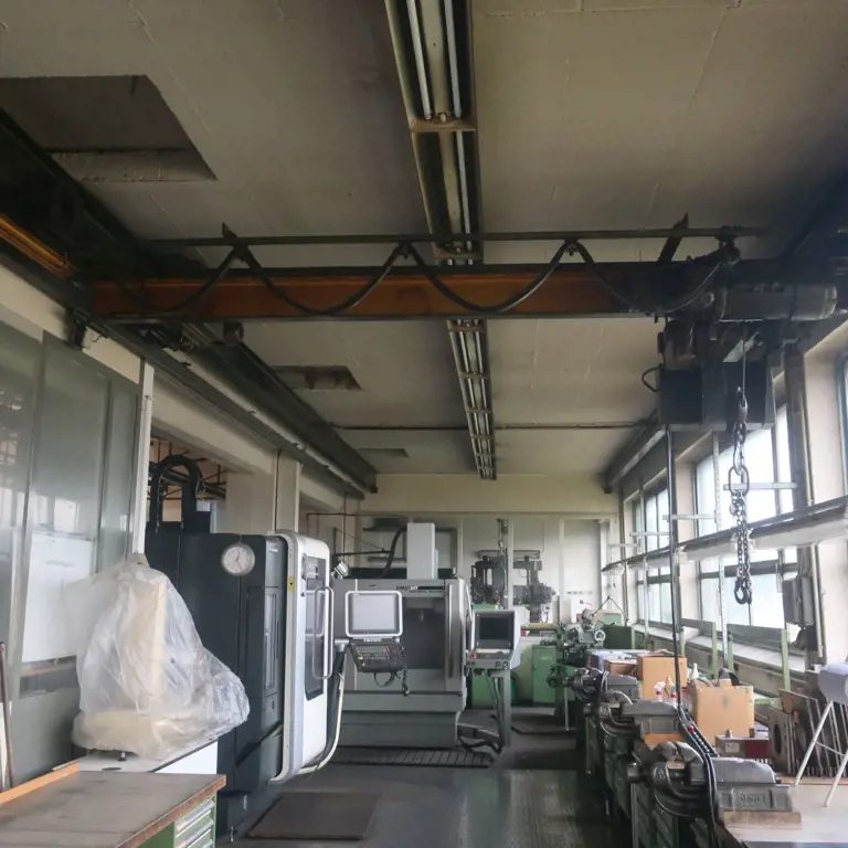 2 1-girder rail-mounted cranes (surcharge subject to change) Demag