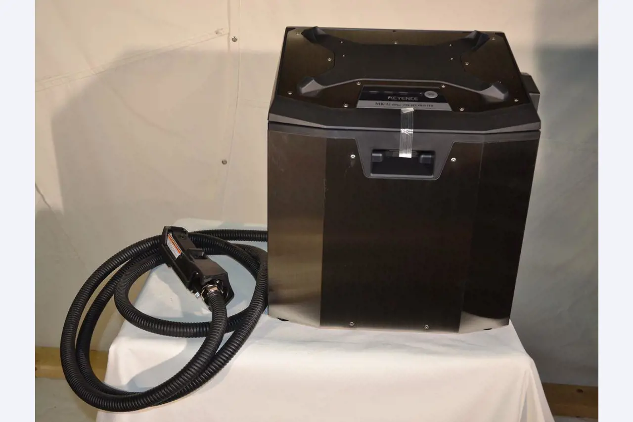 10 neuwertige Industrie-Tintenstrahldrucker Keyence MK-G1000-1