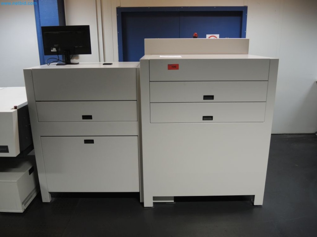 Production machines of a printing company-3