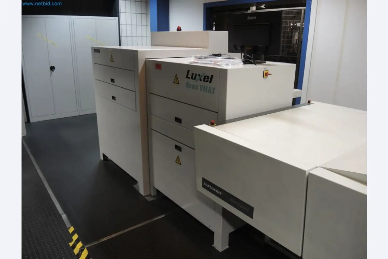 Máquinas de produção de uma empresa de impressão-2