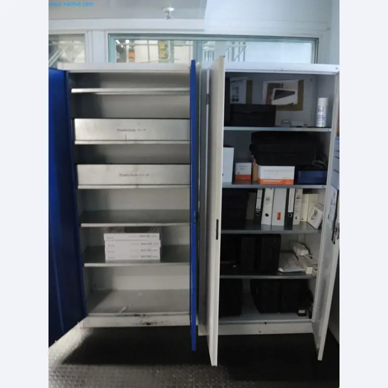 Výrobní stroje tiskařské společnosti-1