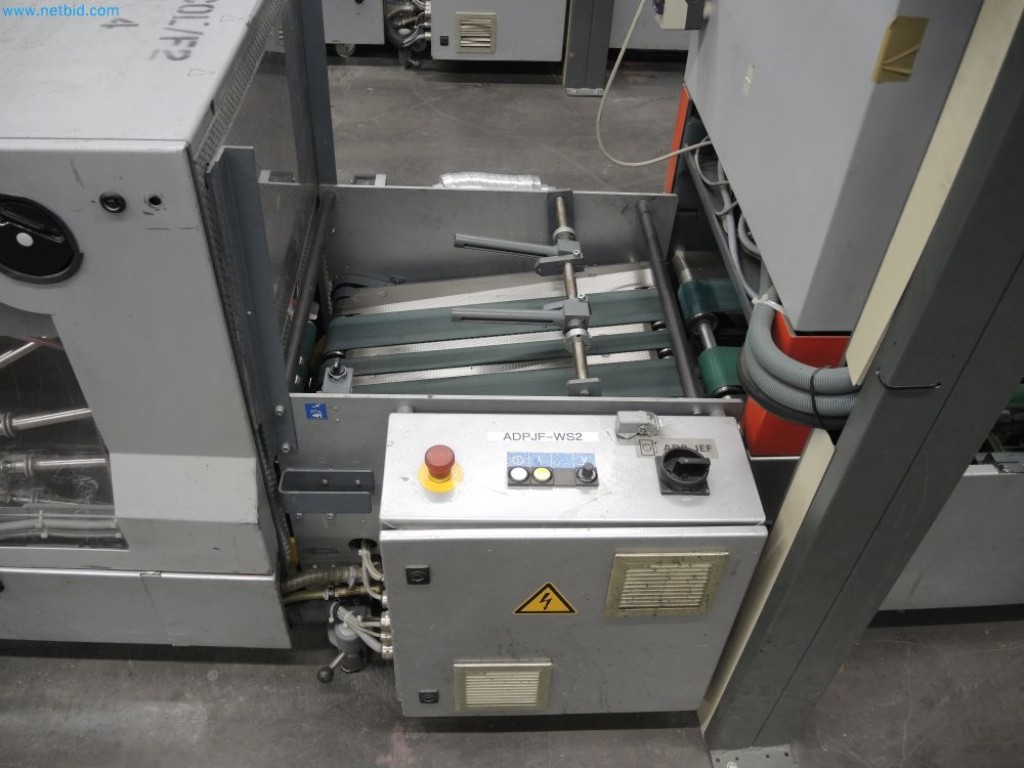 Máquinas de produção de uma empresa de impressão-4