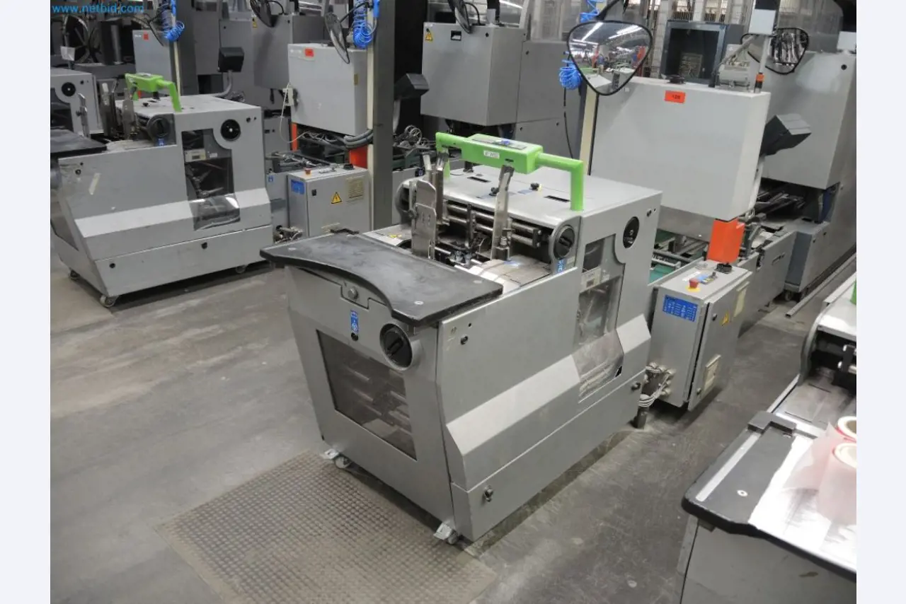 Máquinas de produção de uma empresa de impressão-2