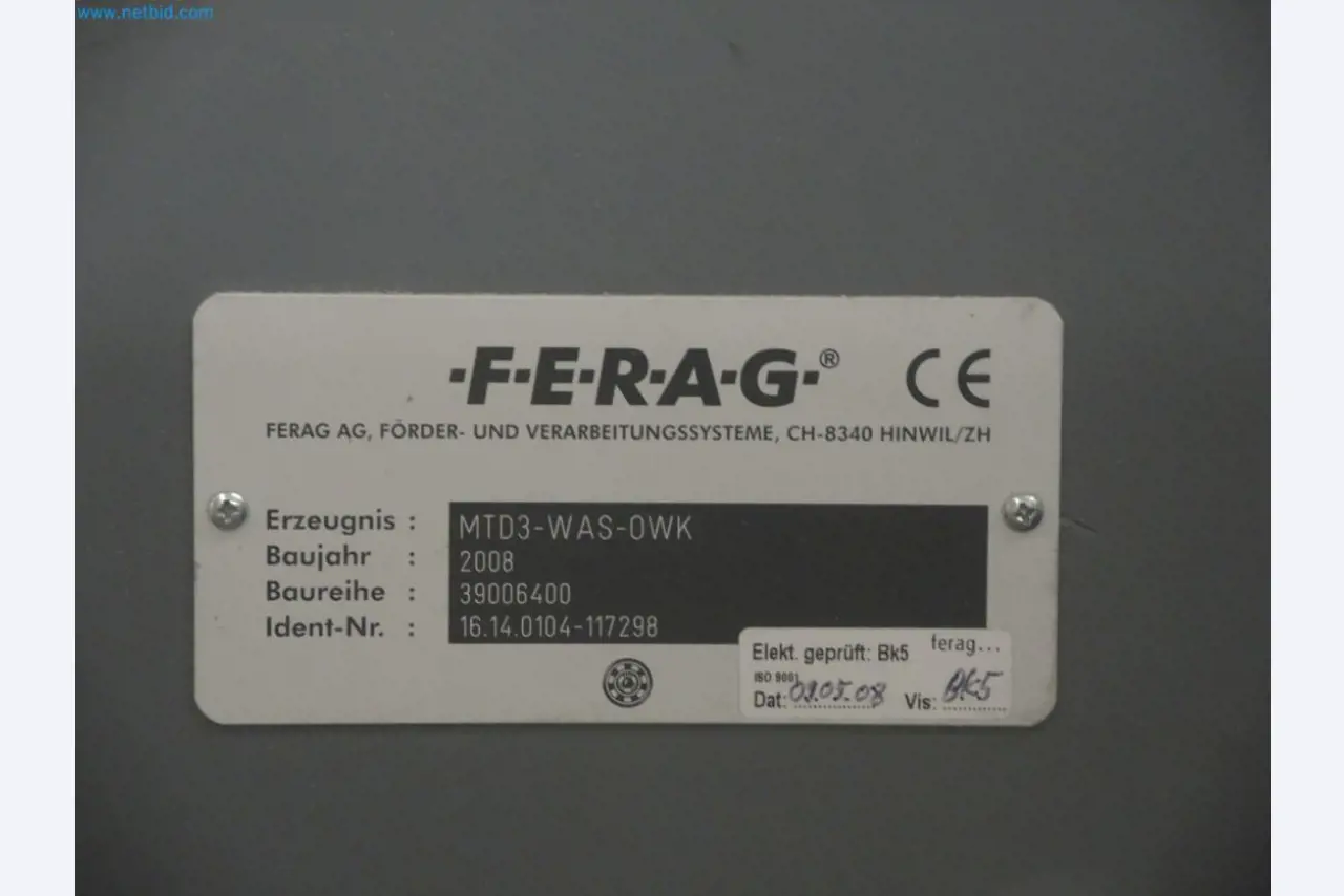 Produktionsmaschinen einer Druckerei-4