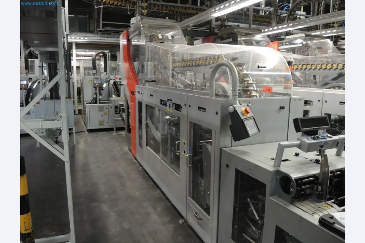 Produktionsmaschinen einer Druckerei-1
