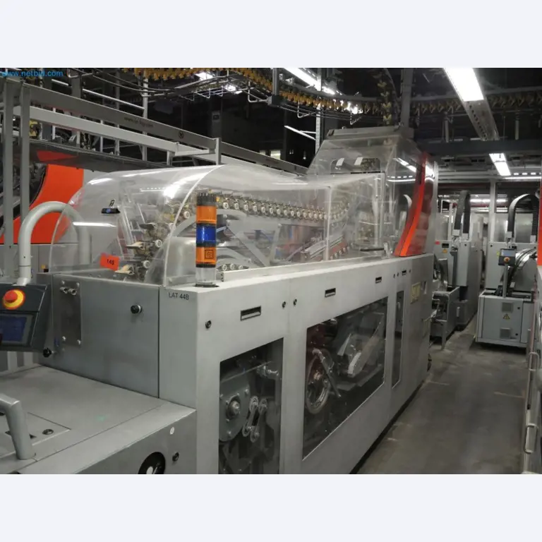 Produktionsmaschinen einer Druckerei-4