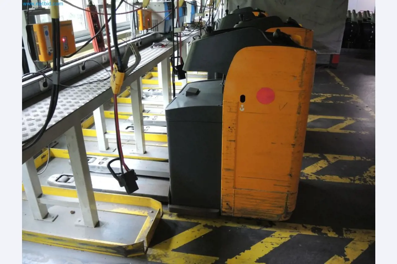 Produktionsmaschinen einer Druckerei-1