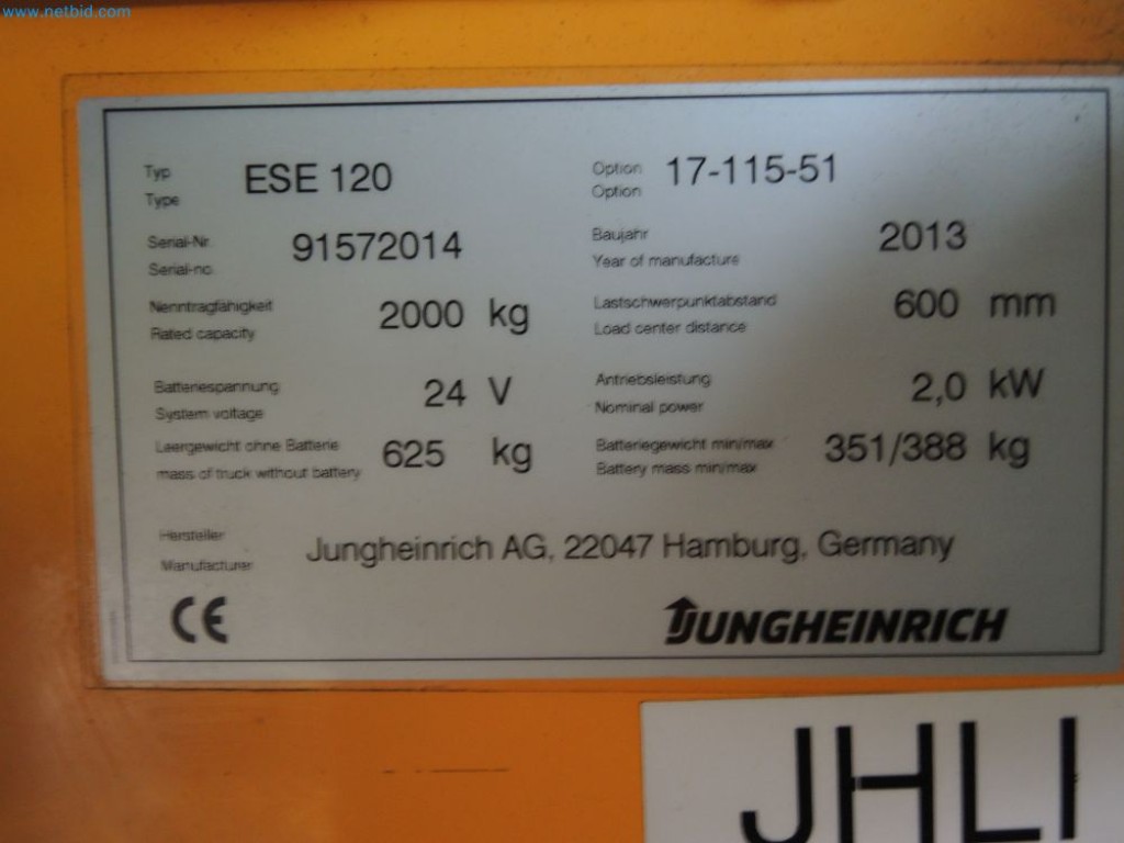 Produktionsmaschinen einer Druckerei-3