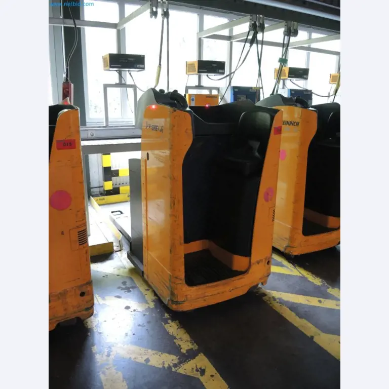 Produktionsmaschinen einer Druckerei-1