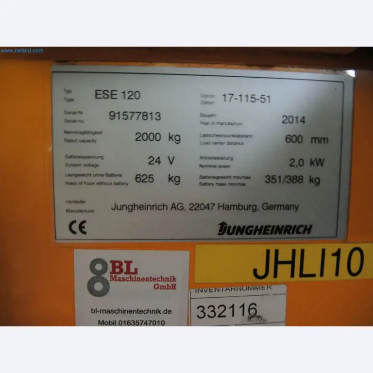 Produktionsmaschinen einer Druckerei-3