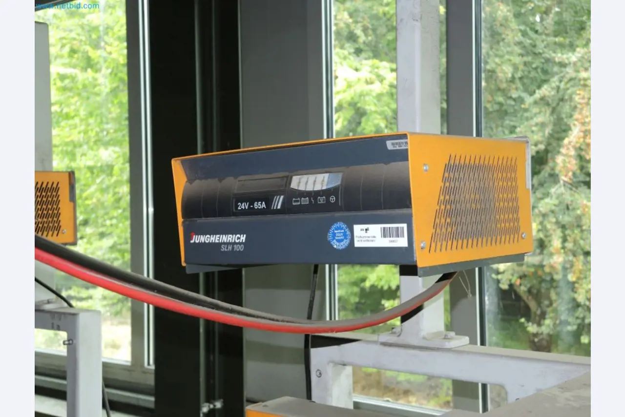 Produktionsmaschinen einer Druckerei-4