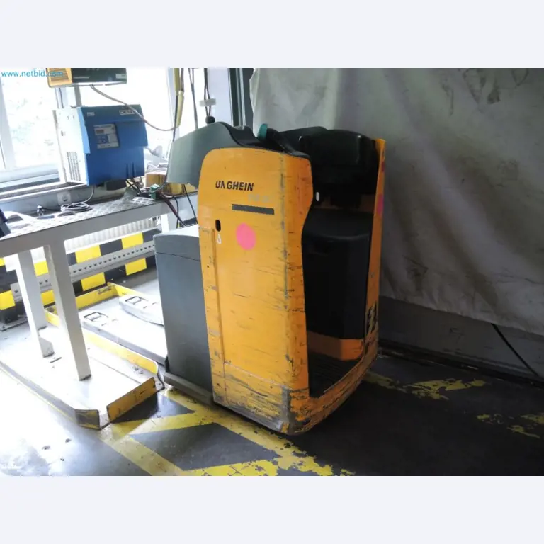 Výrobní stroje tiskařské společnosti-1