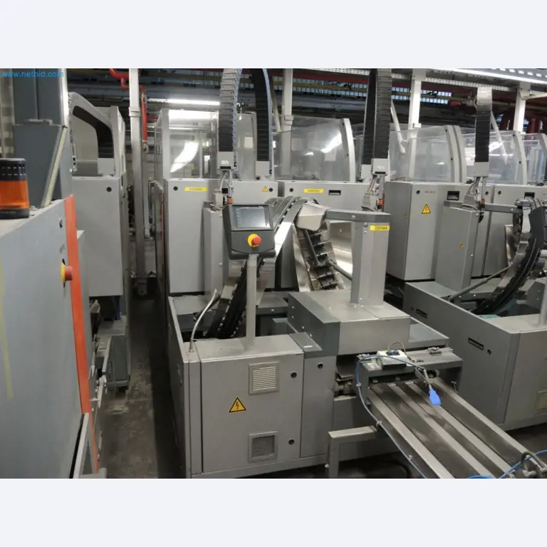 Produktionsmaschinen einer Druckerei-5