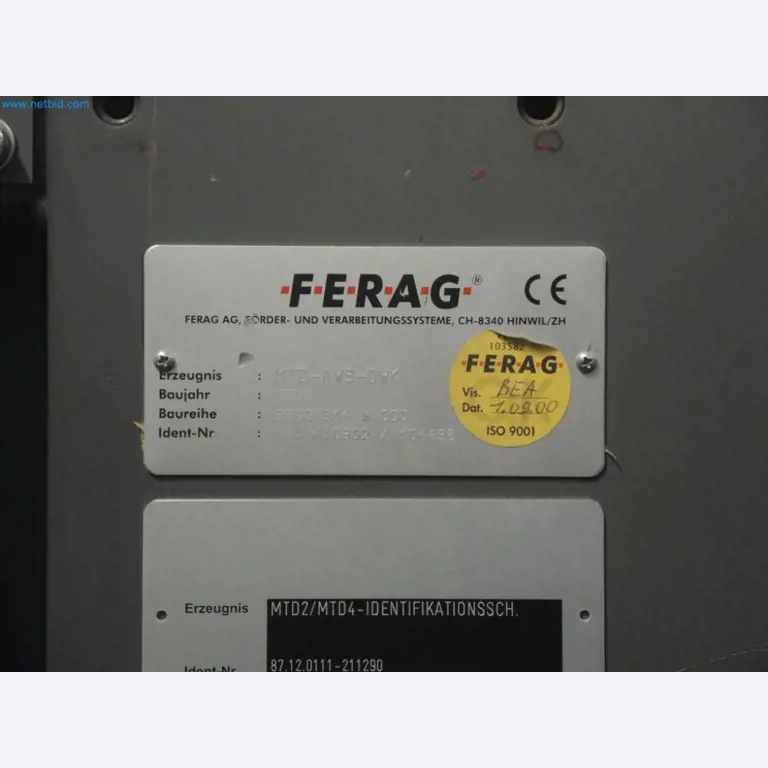 Produktionsmaschinen einer Druckerei-6