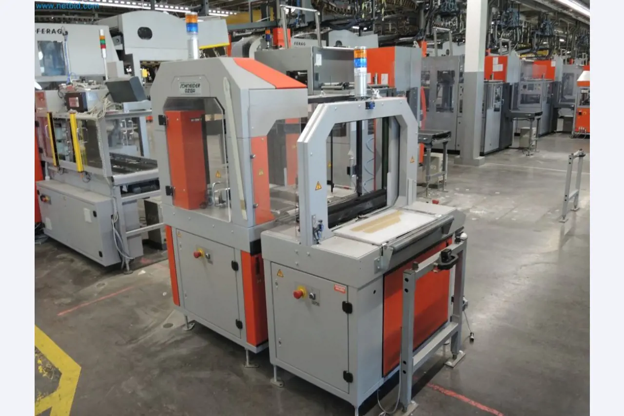 Produktionsmaschinen einer Druckerei-10