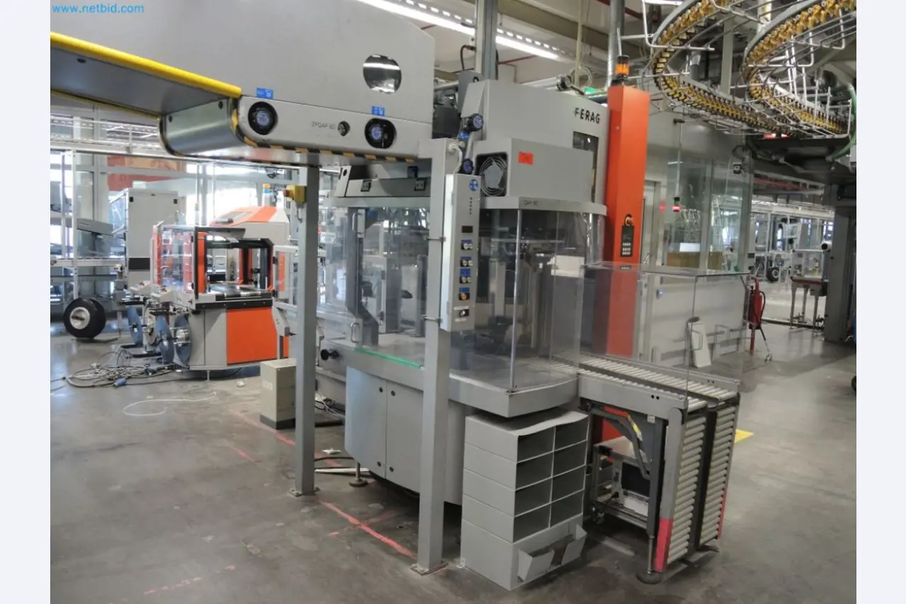 Produktionsmaschinen einer Druckerei-4