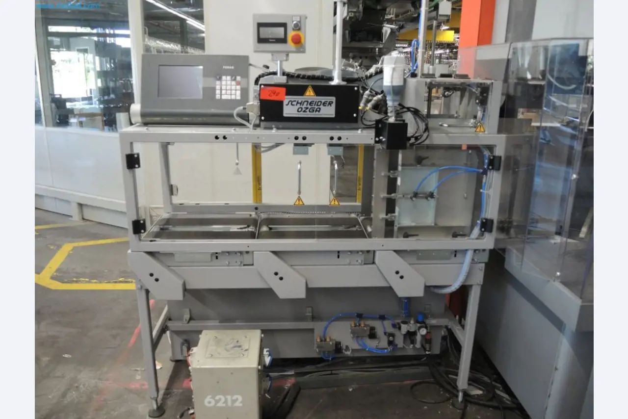 Produktionsmaschinen einer Druckerei-6