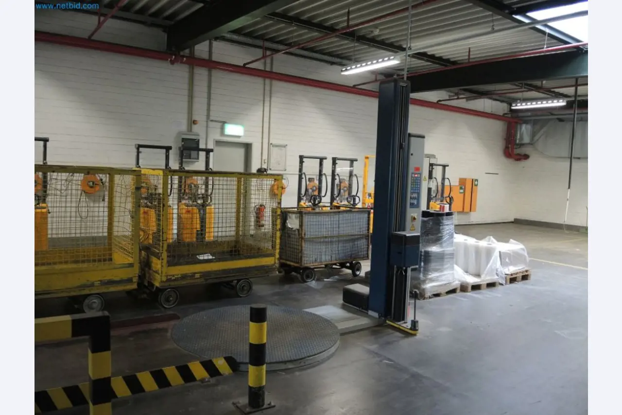 Produktionsmaschinen einer Druckerei-1