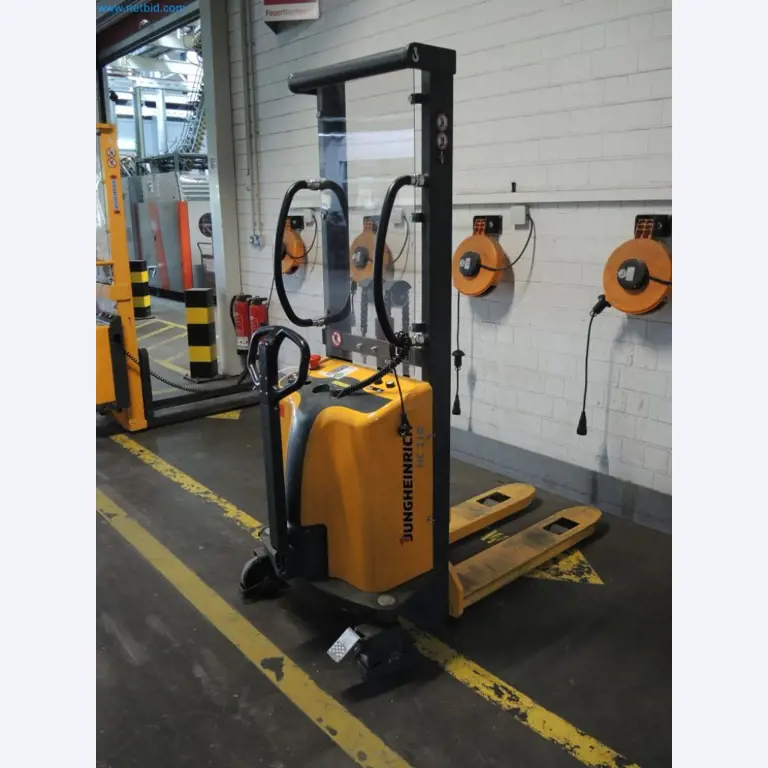 Máquinas de producción de una imprenta-2