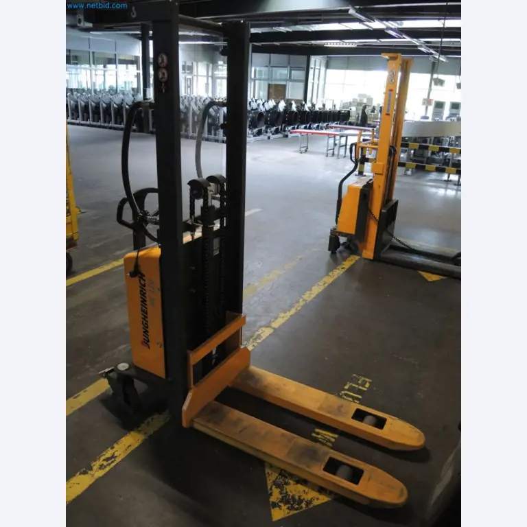 Máquinas de producción de una imprenta-3