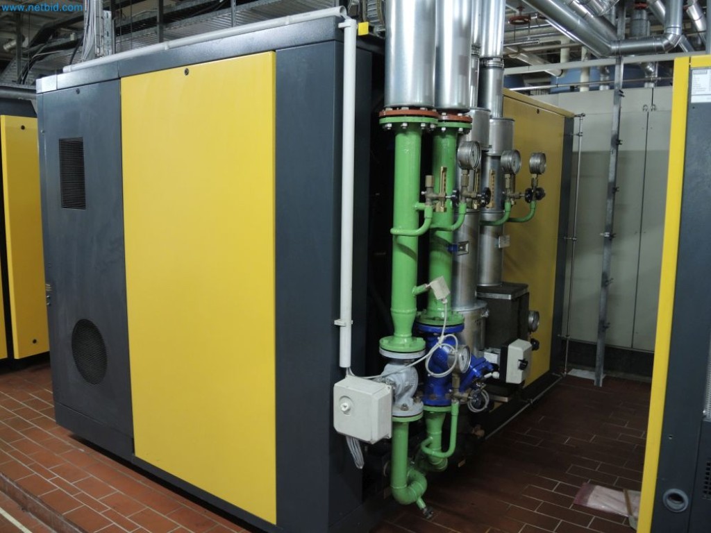 Production machines of a printing company-2