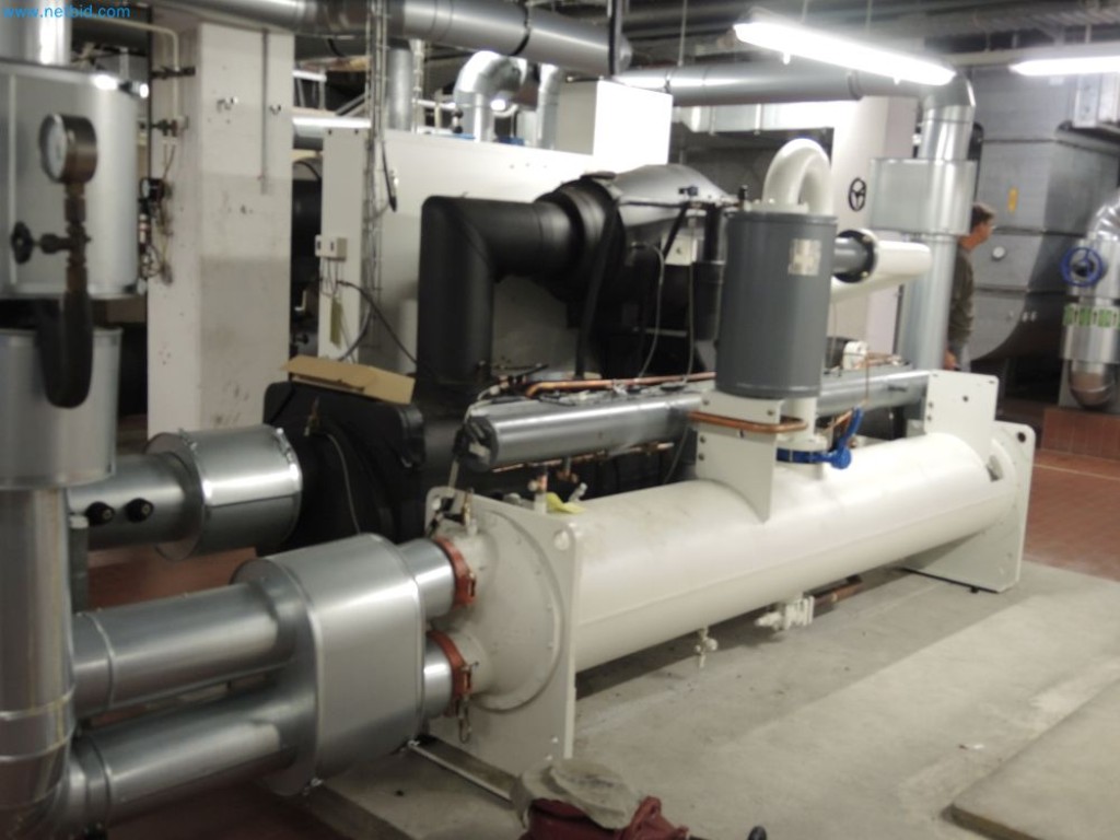 Maszyny produkcyjne firmy poligraficznej-2