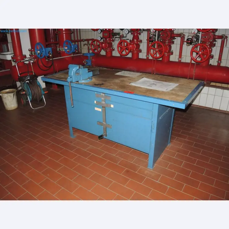 Produktionsmaschinen einer Druckerei-1