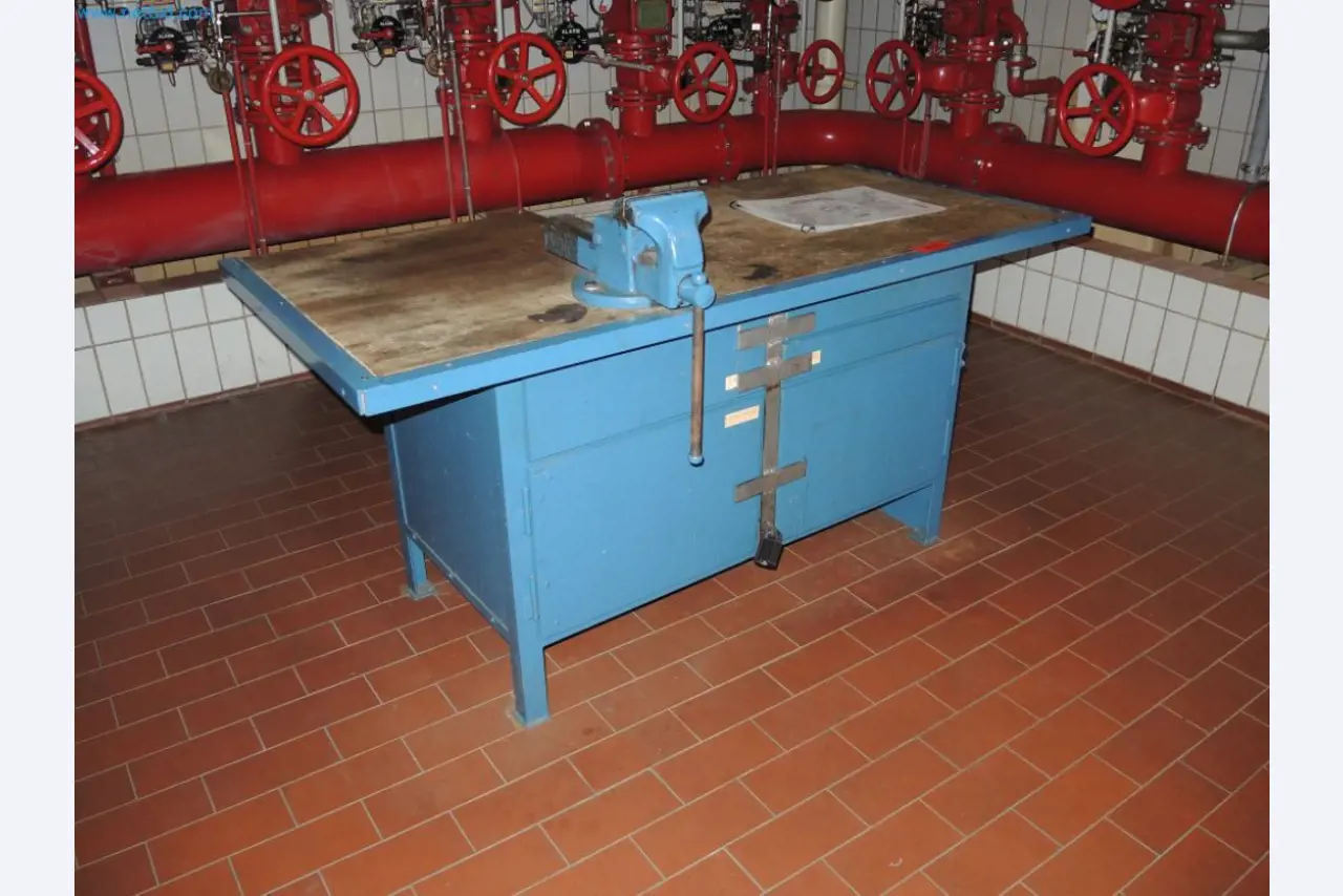 Produktionsmaschinen einer Druckerei-2