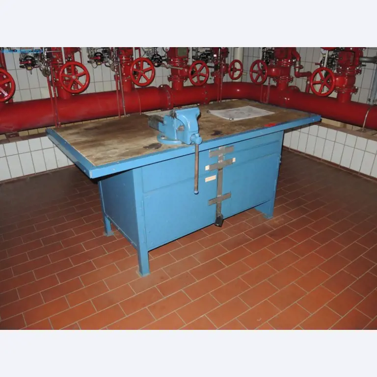 Produktionsmaschinen einer Druckerei-2