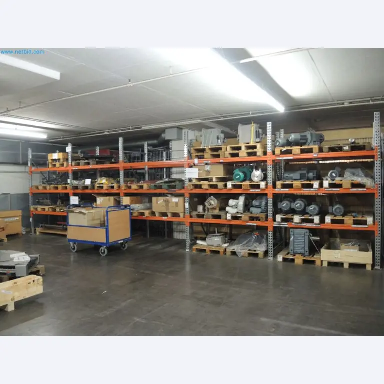 Máquinas de produção de uma empresa de impressão-3