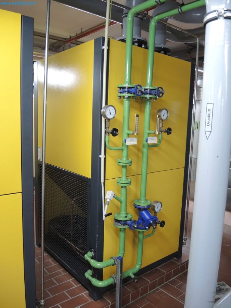 Máquinas de produção de uma empresa de impressão-4