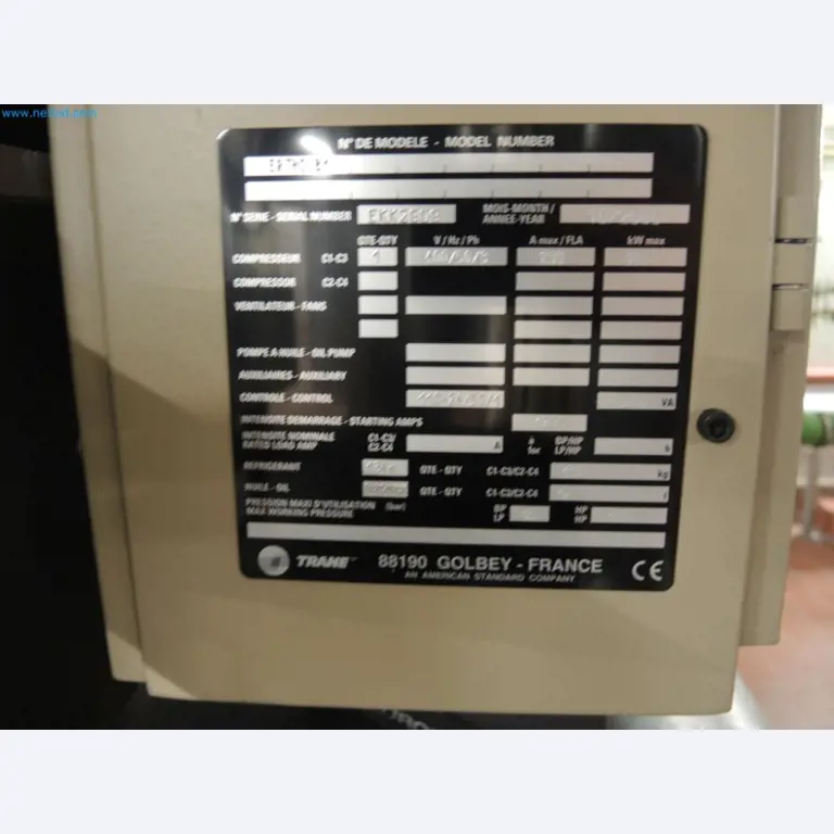 Produktionsmaschinen einer Druckerei-11