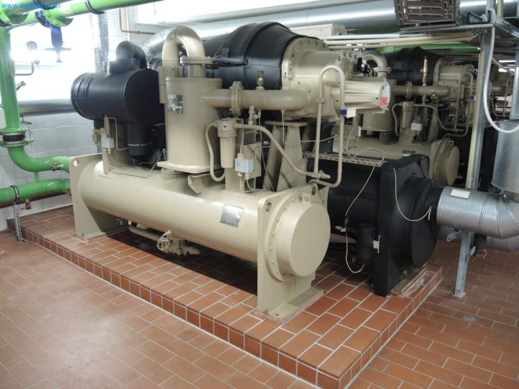 Maszyny produkcyjne firmy poligraficznej-4