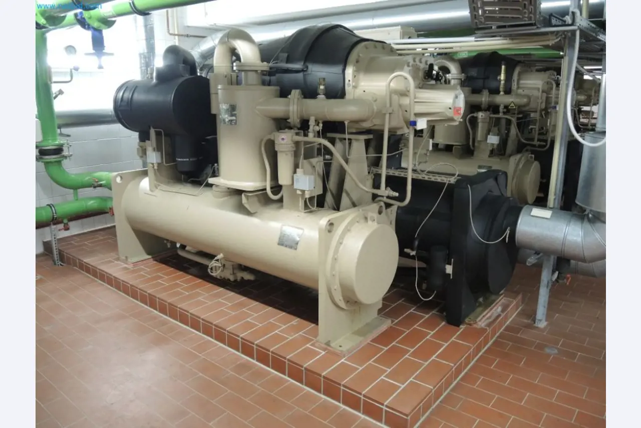 Produktionsmaschinen einer Druckerei-4