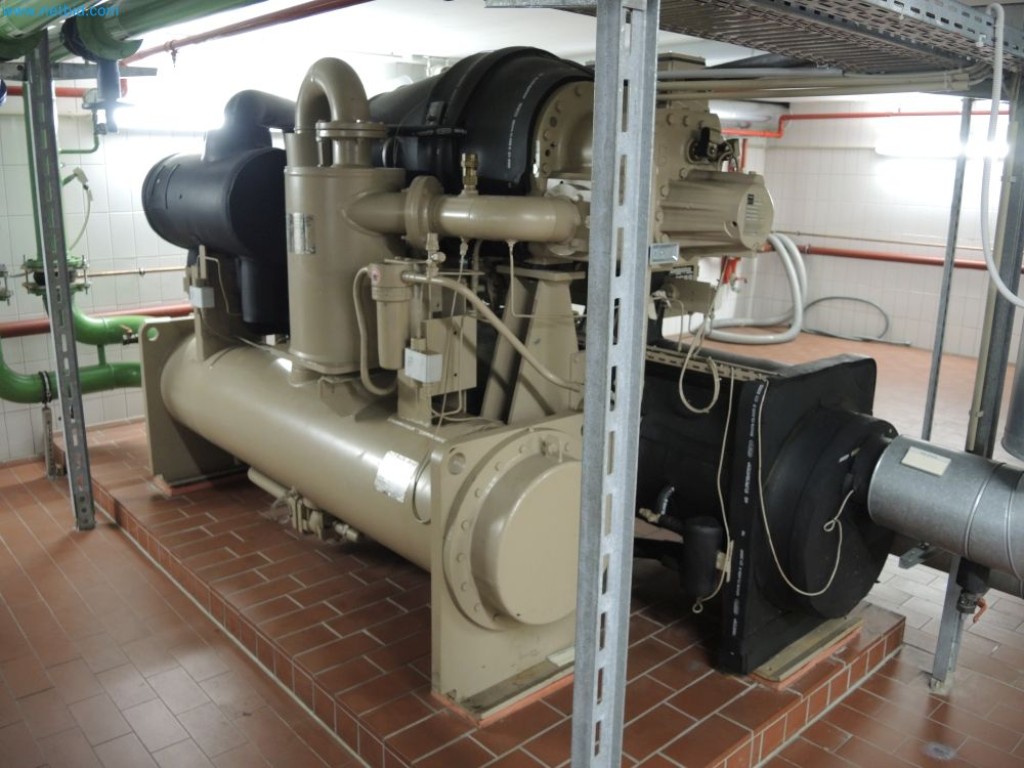 Maszyny produkcyjne firmy poligraficznej-9