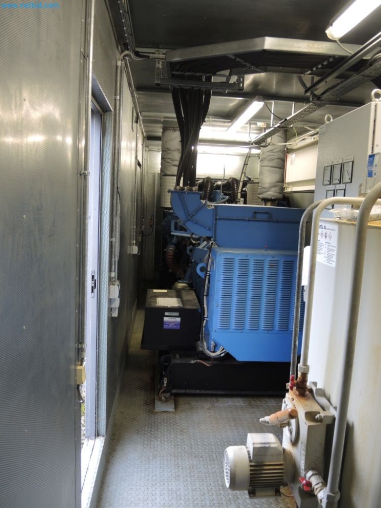 Máquinas de produção de uma empresa de impressão-3