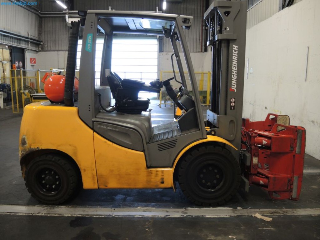 Máquinas de produção de uma empresa de impressão-7