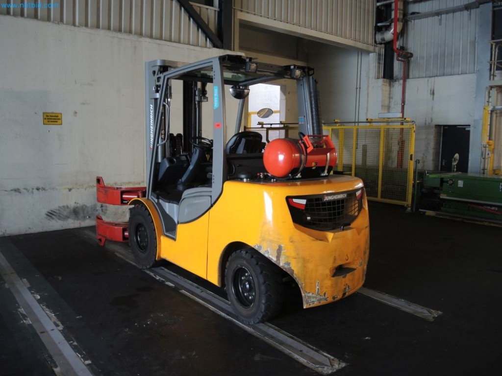 Máquinas de produção de uma empresa de impressão-8