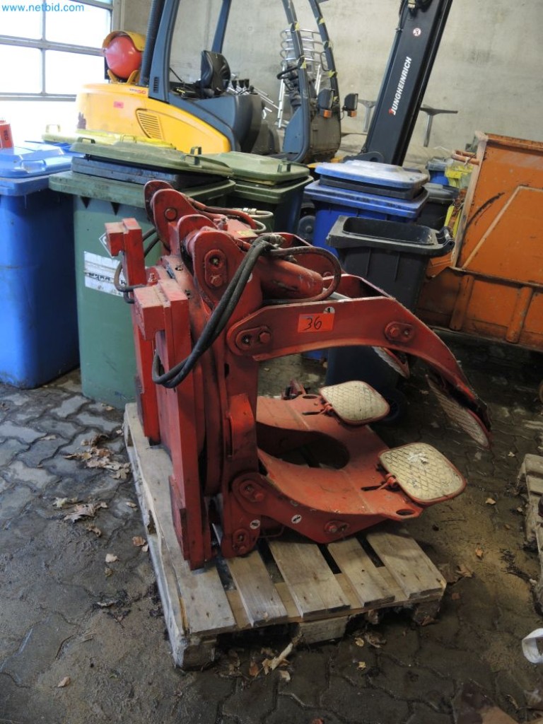 Produktionsmaschinen einer Druckerei-11